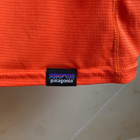 Patagonia lightweight Capeline base layer tee - Picture 3 of 4